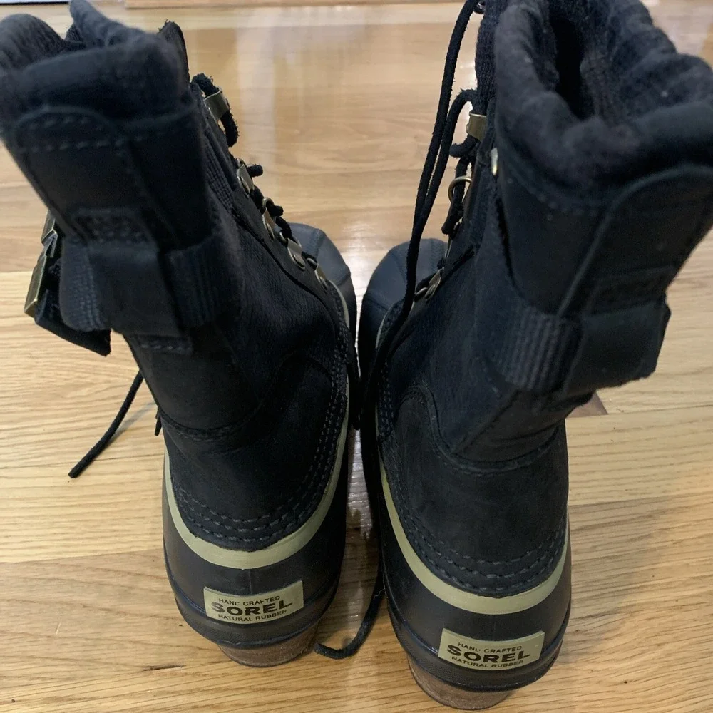 Sorel Women's ‎ Leather/Rubber Conquest Carly Short Duck Boots NL1899-010 Size 9